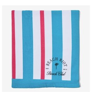 BEACH RIOT Beach Club Towel